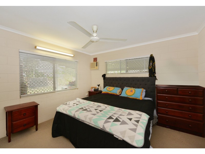 174 Jensen Street, Edge Hill QLD 4870
