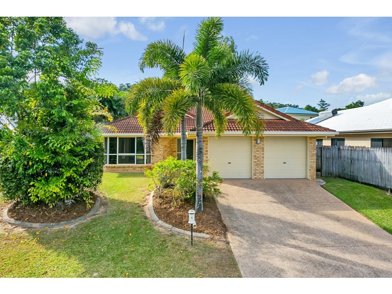 4 St Albans Close, Brinsmead QLD 4870