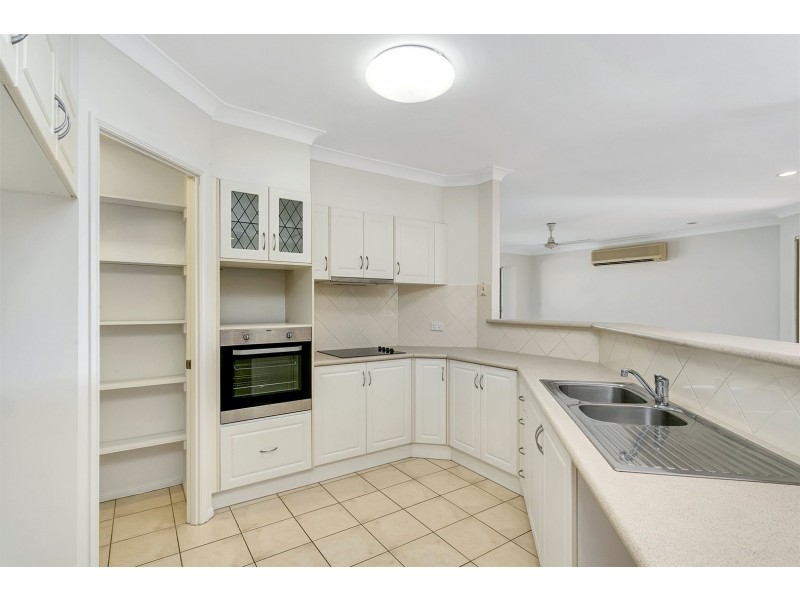 4 St Albans Close, Brinsmead QLD 4870