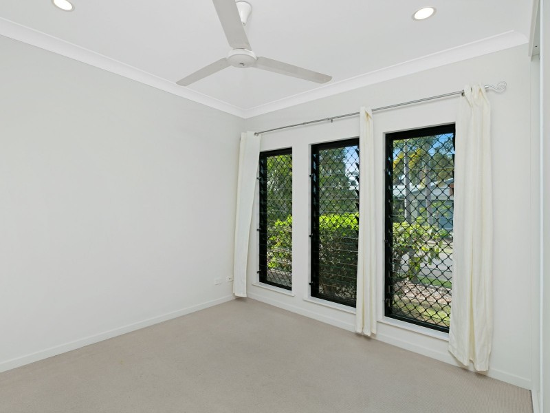 2 Venice Close, Kewarra Beach QLD 4879