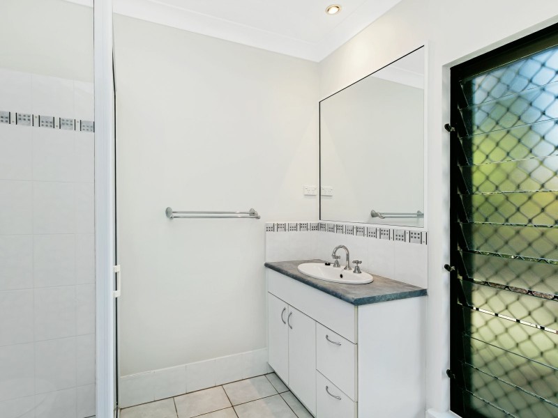 2 Venice Close, Kewarra Beach QLD 4879