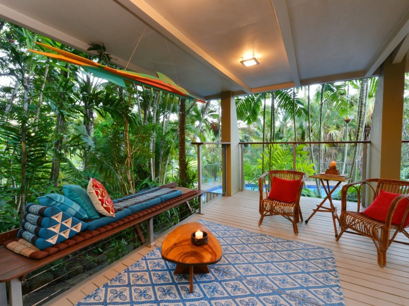 9 Panoramic Place, Whitfield QLD 4870