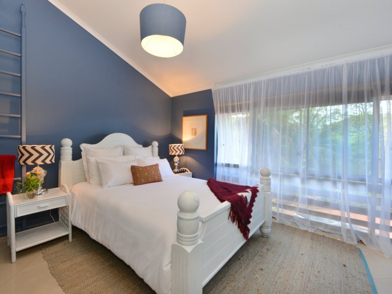 9 Panoramic Place, Whitfield QLD 4870