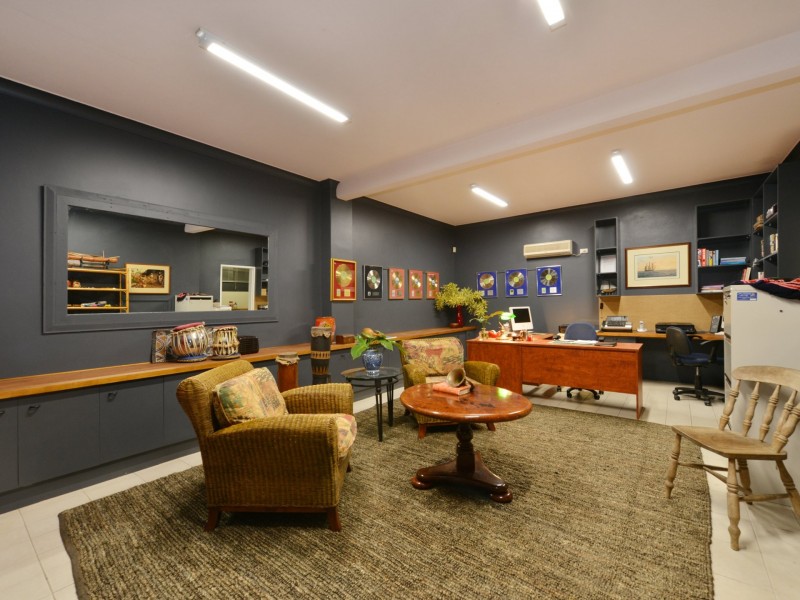 9 Panoramic Place, Whitfield QLD 4870