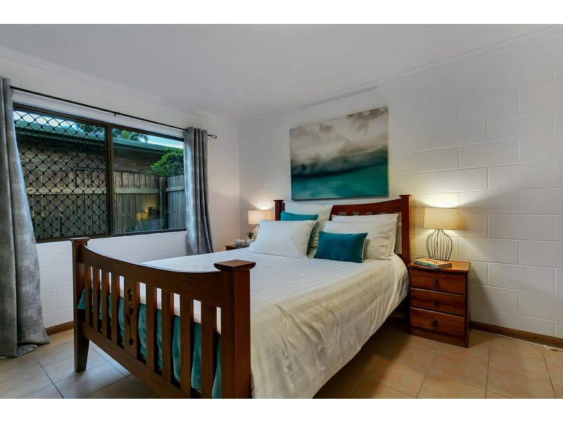 168 Harvey Road, Redlynch QLD 4870