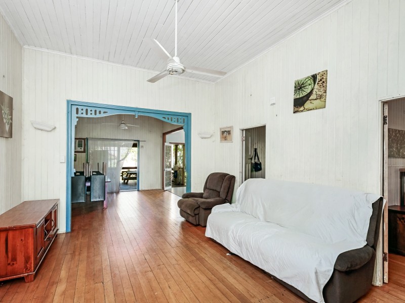 34 Fitzgerald Street, East Innisfail QLD 4860