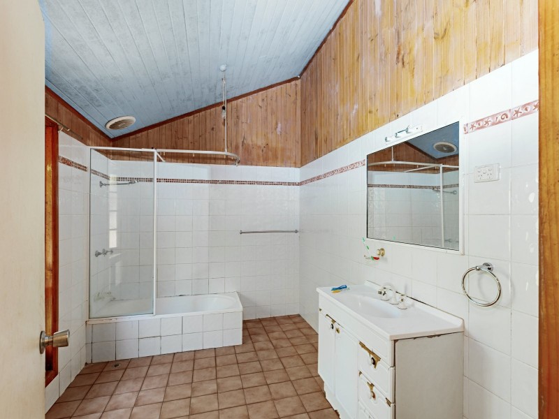 34 Fitzgerald Street, East Innisfail QLD 4860