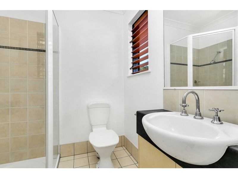 11/11-19 Stratford Parade, Stratford QLD 4870