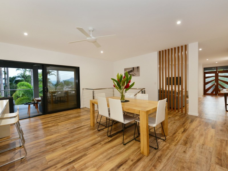 6 Moule Drive, Whitfield QLD 4870