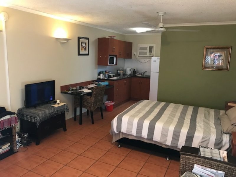 298/1-21 Anderson Road, Woree QLD 4868