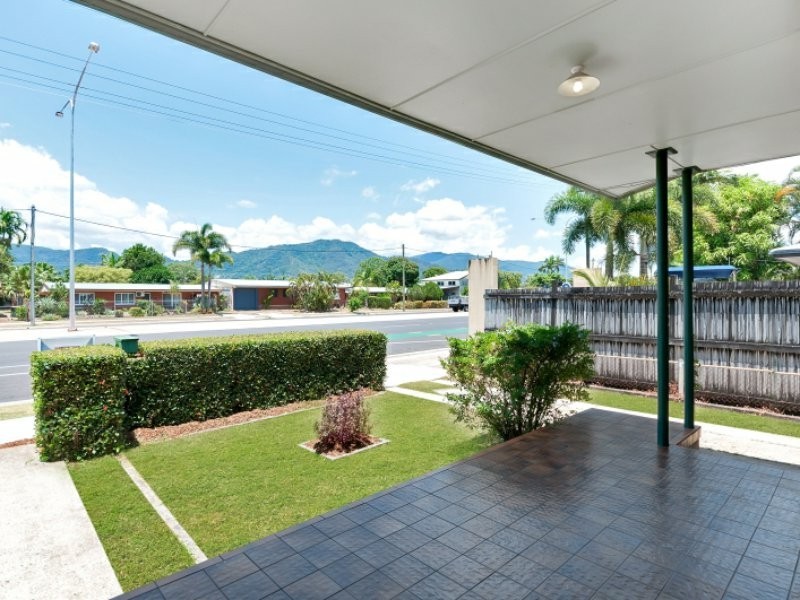 268 Aumuller Street, Westcourt QLD 4870