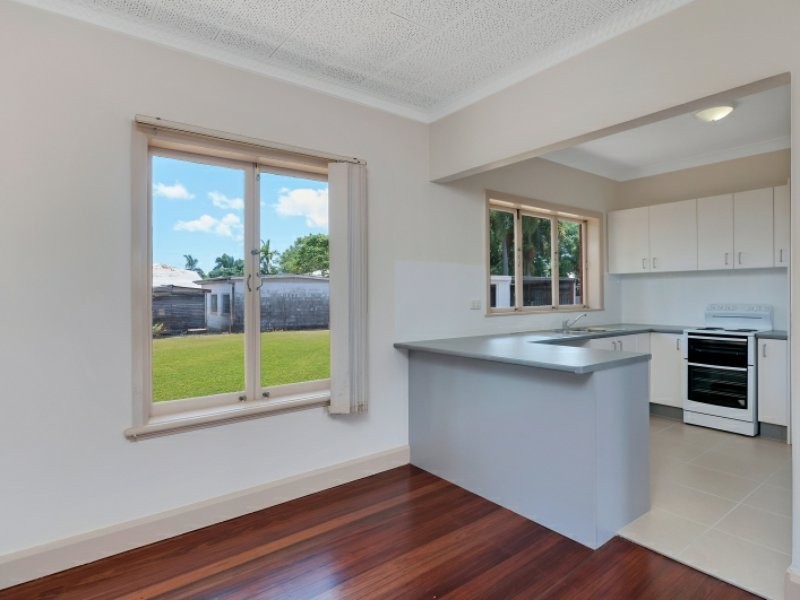 268 Aumuller Street, Westcourt QLD 4870
