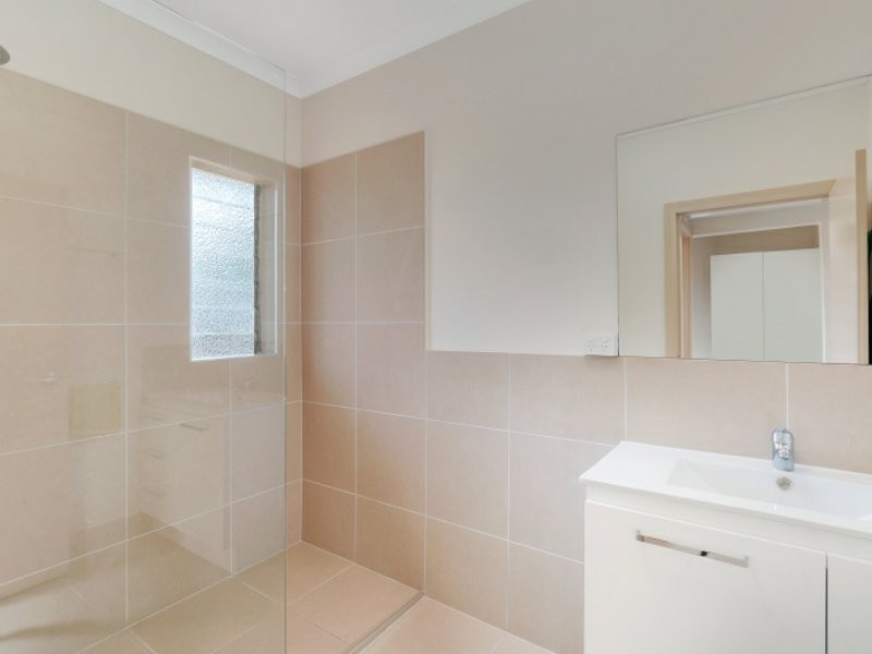 268 Aumuller Street, Westcourt QLD 4870