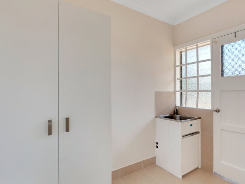 268 Aumuller Street, Westcourt QLD 4870