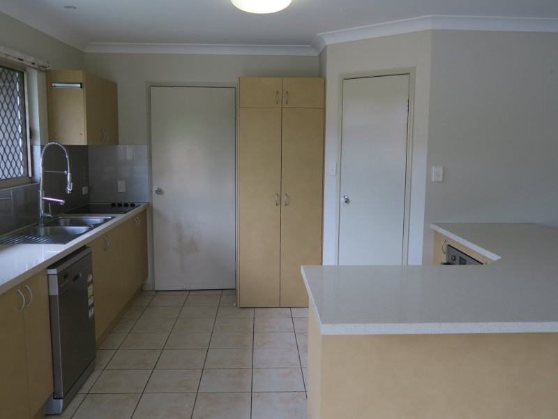 6 Taringa Street, Brinsmead QLD 4870