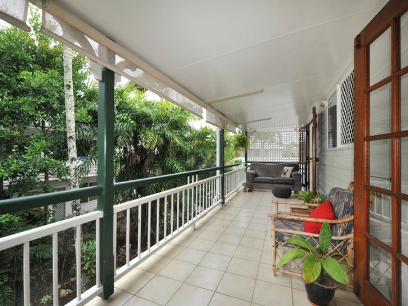 9/15-17 Springfield Crescent, Manoora QLD 4870