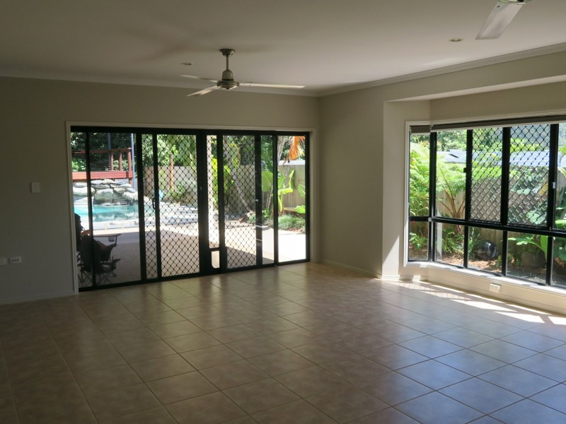 62 Fairley Street, Redlynch QLD 4870