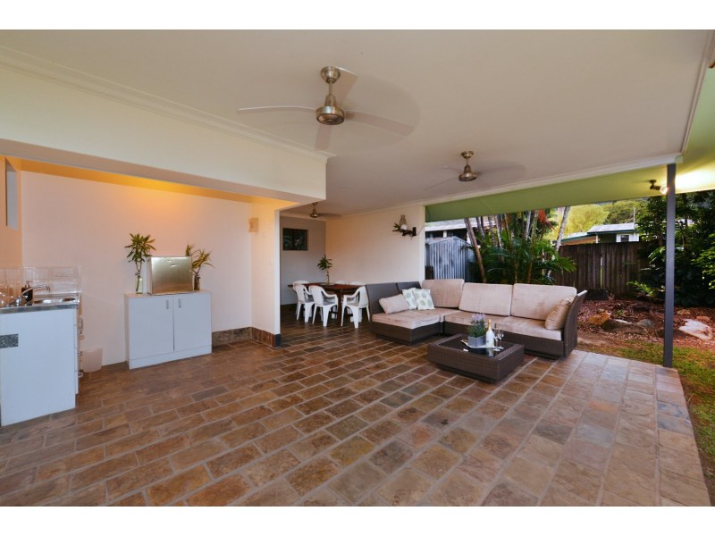 232 Woodward Street, Whitfield QLD 4870