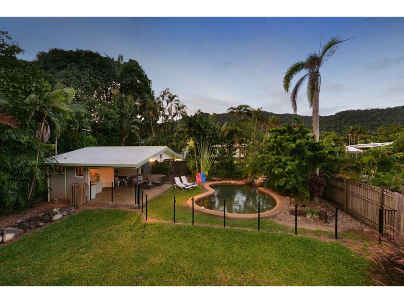 232 Woodward Street, Whitfield QLD 4870