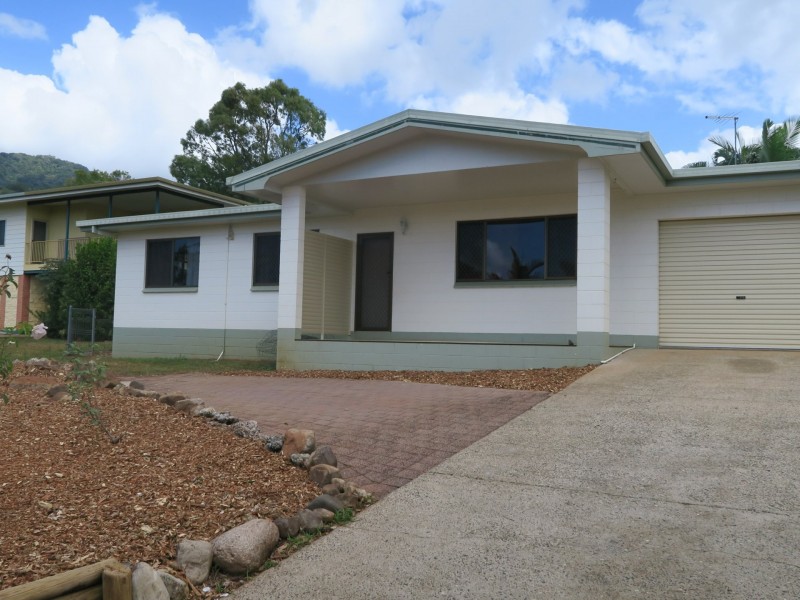 19 Mywee Street, Bayview Heights QLD 4868