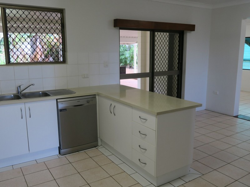19 Mywee Street, Bayview Heights QLD 4868