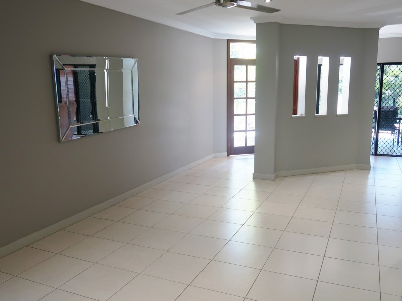 3 Chapel Close, Brinsmead QLD 4870