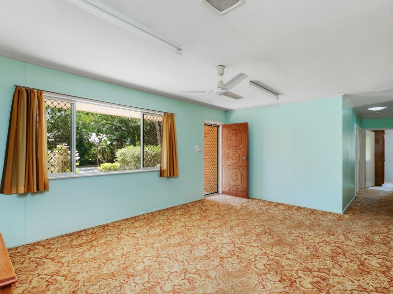 93 Old Smithfield Road, Freshwater QLD 4870