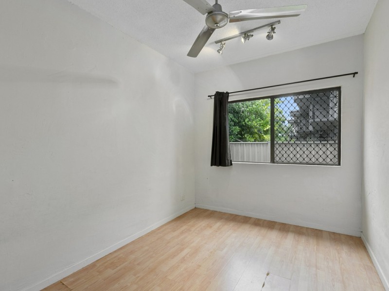 1/3 Crathern Close, Edge Hill QLD 4870