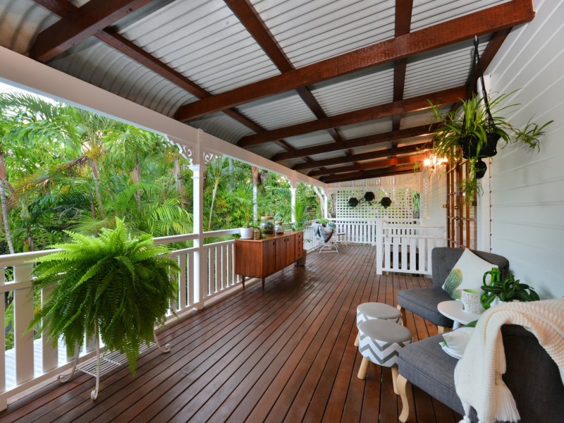 34 Walsh Street, Edge Hill QLD 4870