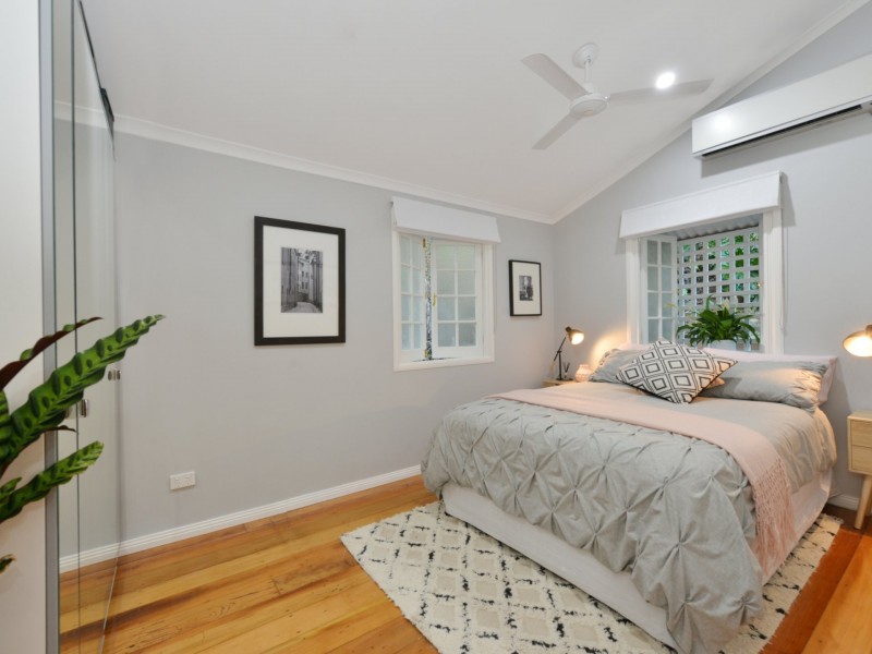 34 Walsh Street, Edge Hill QLD 4870