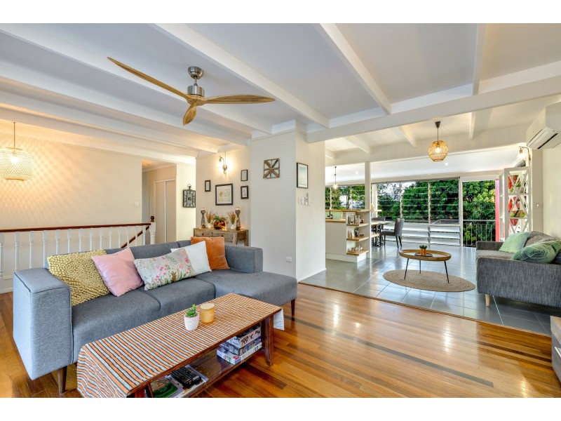 41 Nolan Street, Whitfield QLD 4870