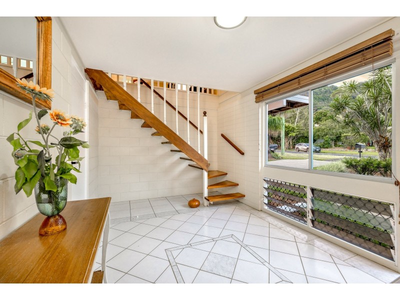 41 Nolan Street, Whitfield QLD 4870