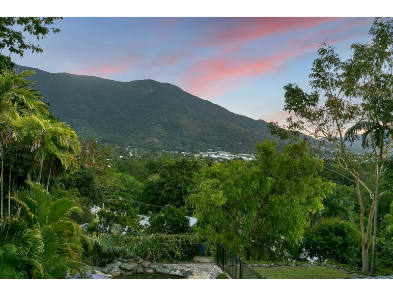 32 View Street, Brinsmead QLD 4870