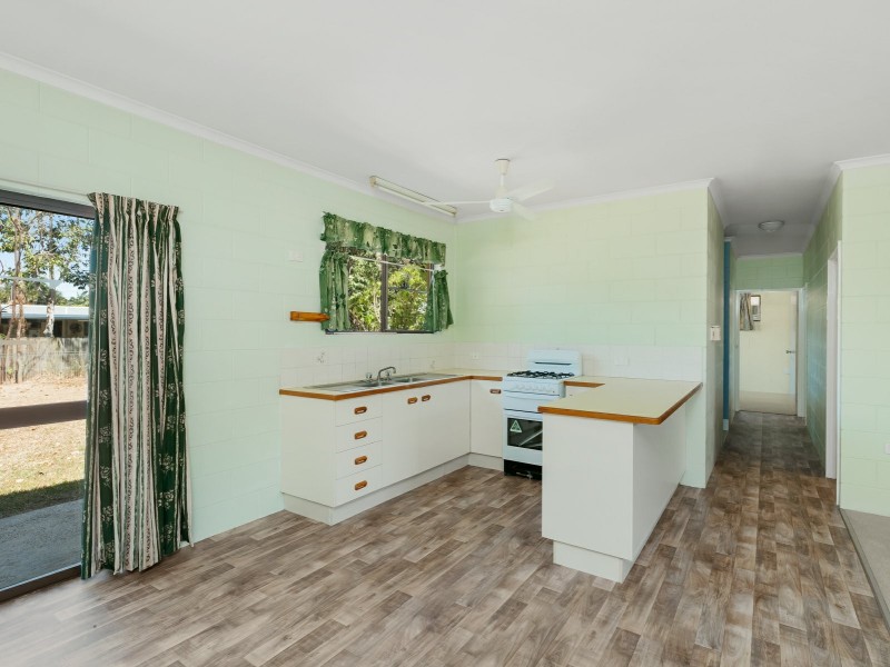 12 Kalyan Close, Caravonica QLD 4878