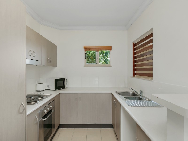 113/22 Ward Street, Mooroobool QLD 4870