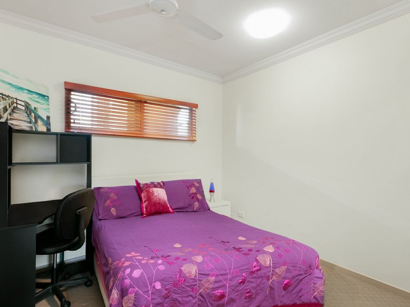 113/22 Ward Street, Mooroobool QLD 4870