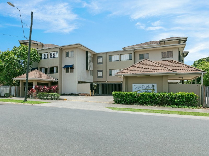 113/22 Ward Street, Mooroobool QLD 4870