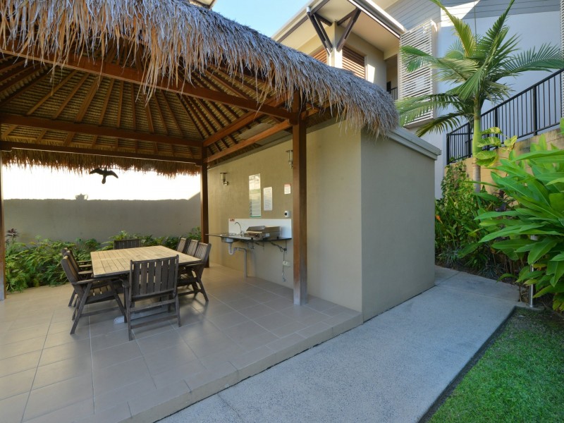 113/22 Ward Street, Mooroobool QLD 4870