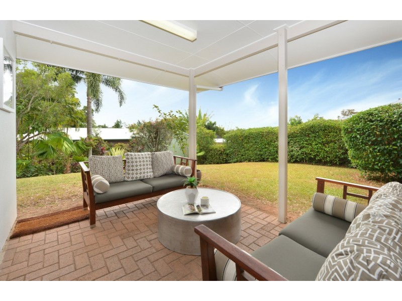 12 Eugenia  Crescent, Redlynch QLD 4870