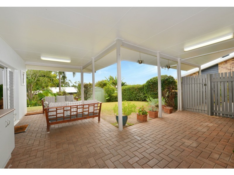 12 Eugenia  Crescent, Redlynch QLD 4870