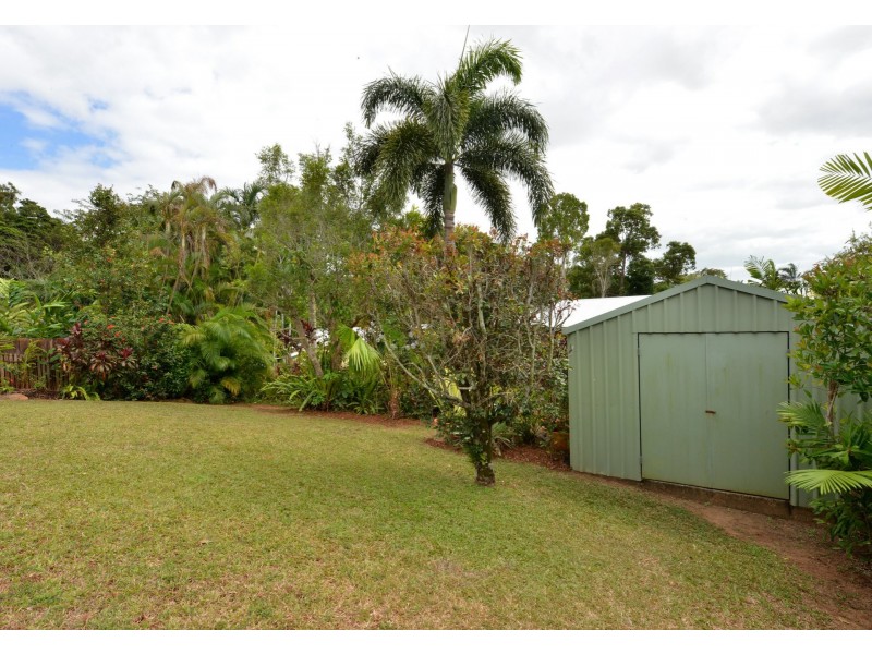 12 Eugenia  Crescent, Redlynch QLD 4870