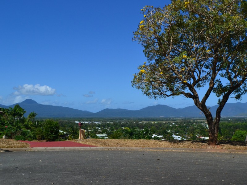 32 Dorunda Street, Mount Sheridan QLD 4868