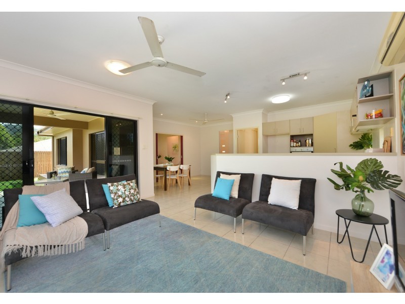 6 Five Span Close, Brinsmead QLD 4870