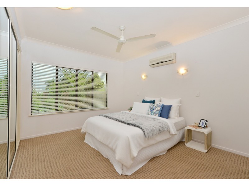 6 Five Span Close, Brinsmead QLD 4870