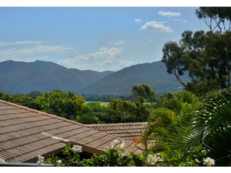 2/80 Cassowary Street, Freshwater QLD 4870