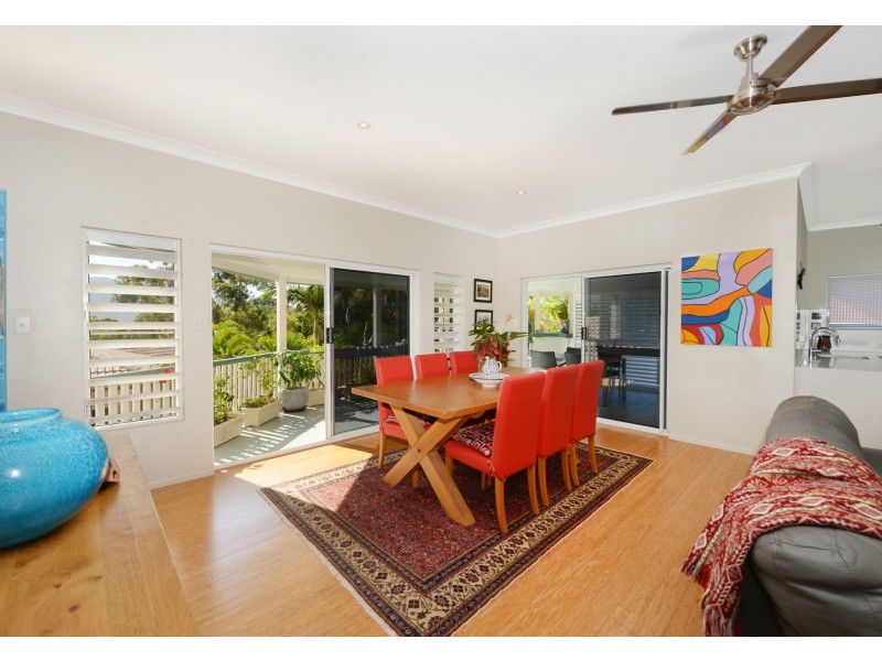 2/80 Cassowary Street, Freshwater QLD 4870