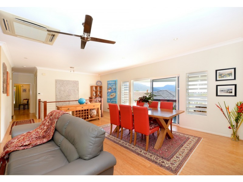 2/80 Cassowary Street, Freshwater QLD 4870