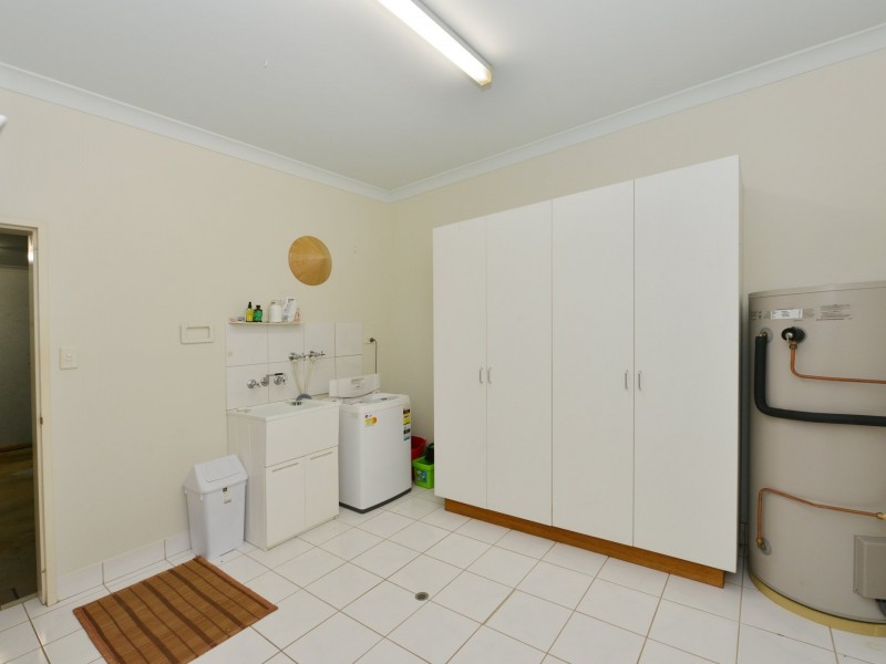 2/80 Cassowary Street, Freshwater QLD 4870