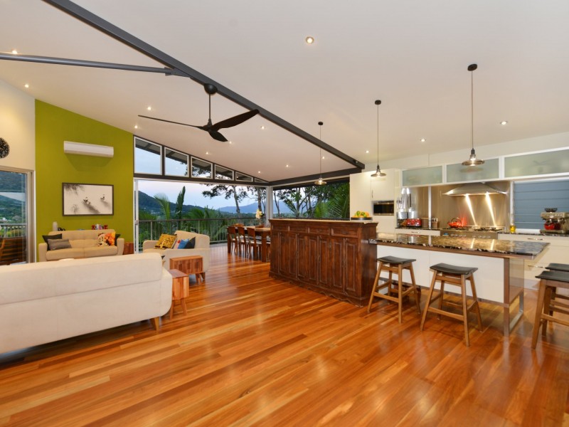 20 Bel-Air Drive, Whitfield QLD 4870