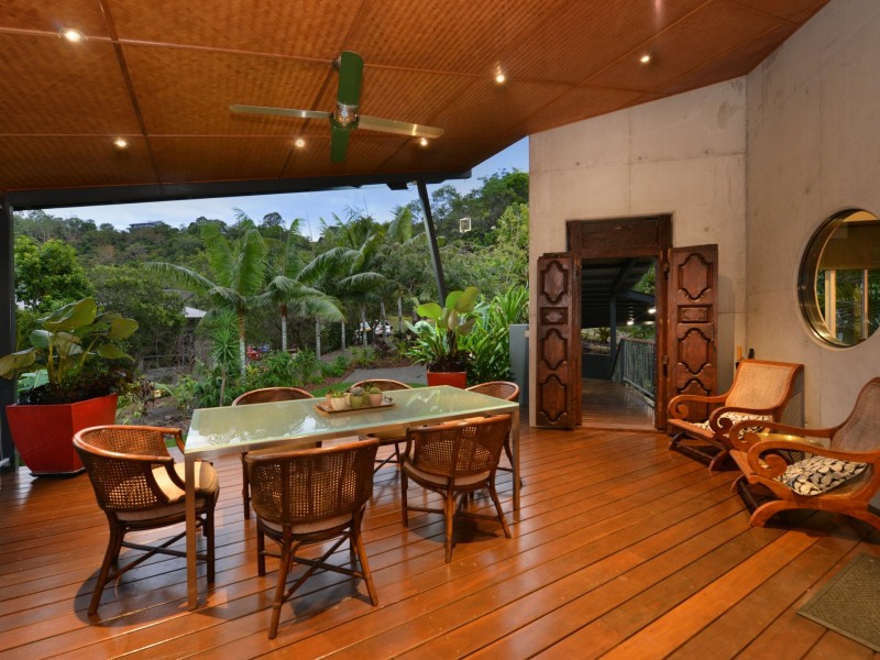 20 Bel-Air Drive, Whitfield QLD 4870